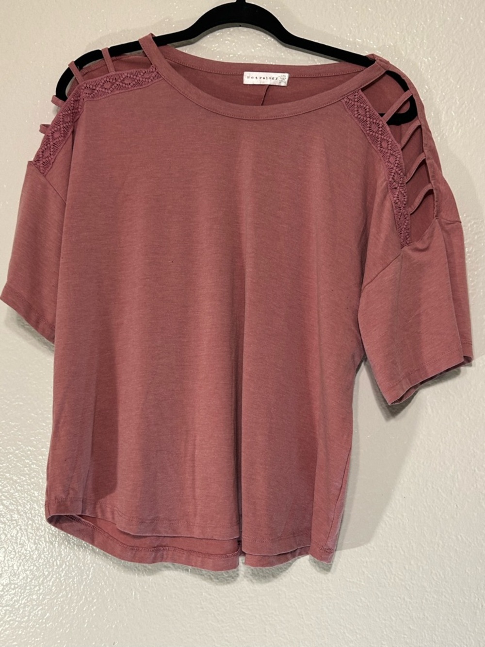 Retrology Mauve Pink Cold Shoulder Top Lattice Sleeve Detail Size L